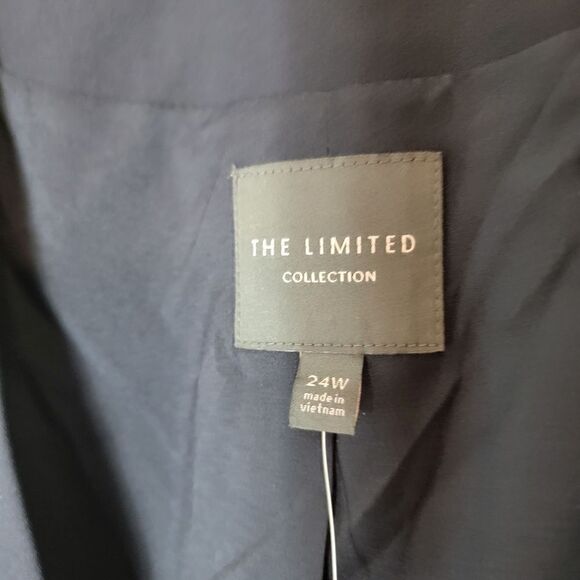 The Limited Navy Open Front  Essentials Wool Crepe Trumpet Sleeve Blazer 24W NWT - Picture 4 of 9